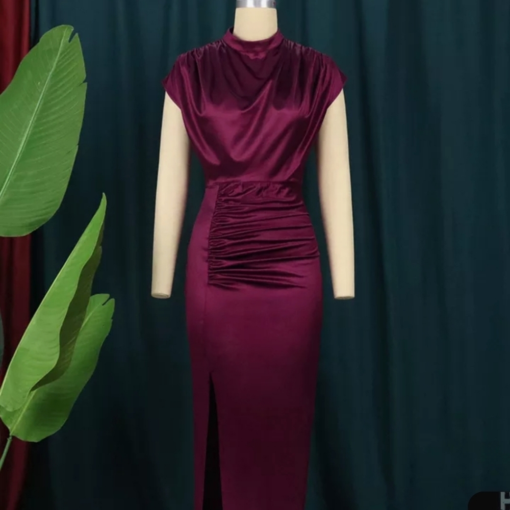 Dress 👗 - Picture 4 of 5